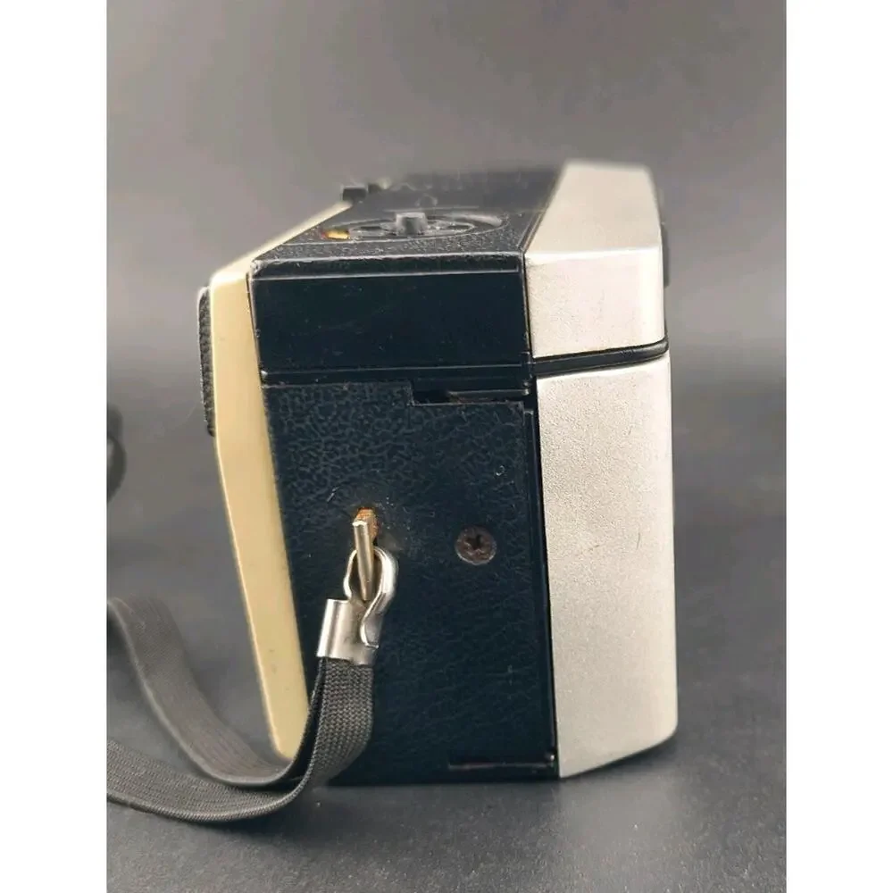 Vintage Kodak Instamatic 124 126 Film Camera - Mechanical Shutter Works